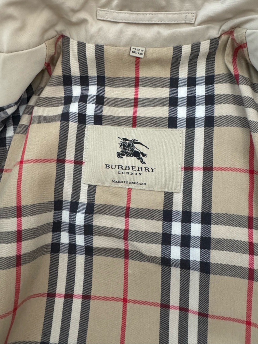 Vintage Burberry Beige Double-Breasted Kensington Trench Coat US Size 8 Slim - Picture 9 of 16